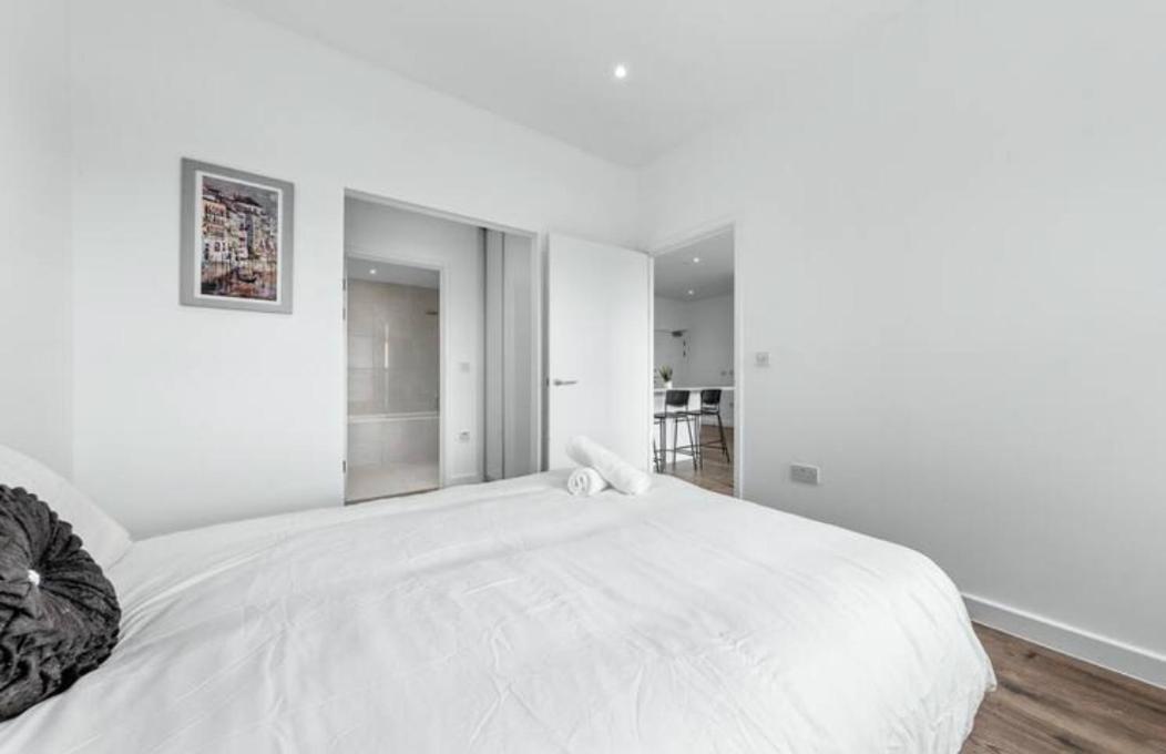 Delta 2 Bedroom Flat In London Dp102 London Borough of London Borough of Croydon Exterior foto